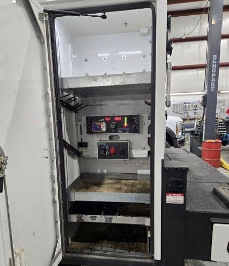 Used 2019 KENWORTH T270