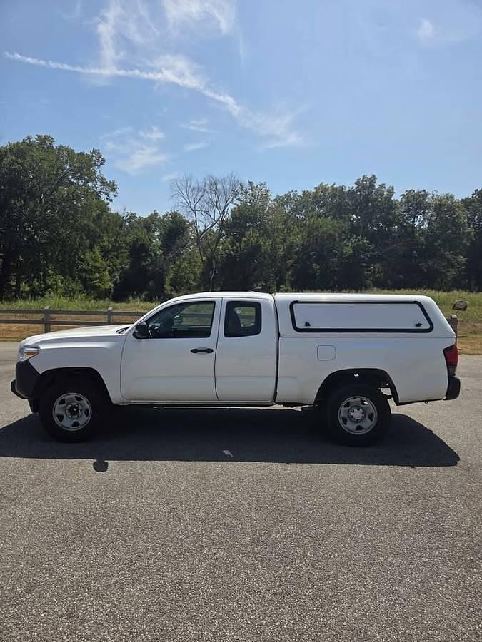Used 2018 Toyota Tacoma Access Cab Pickup Truck