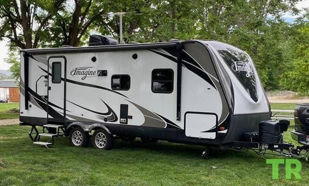 Used 2016 Grand Design Imagine 2150RB Travel Trailer