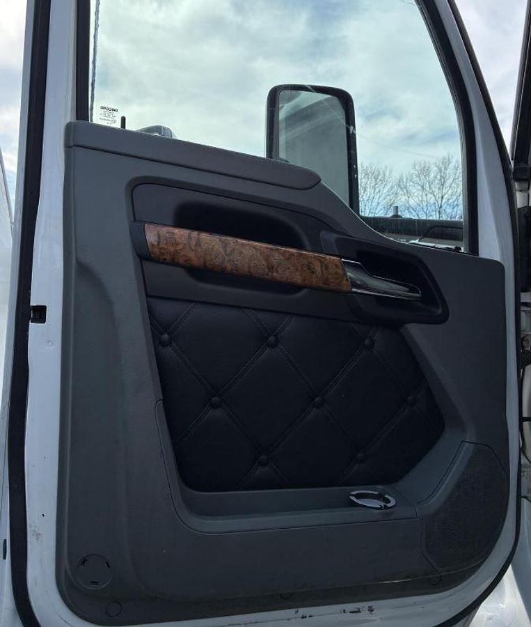 Used 2020 Kenworth T680