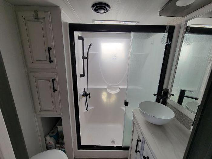 Used 2023 Keystone Montana 3123RL