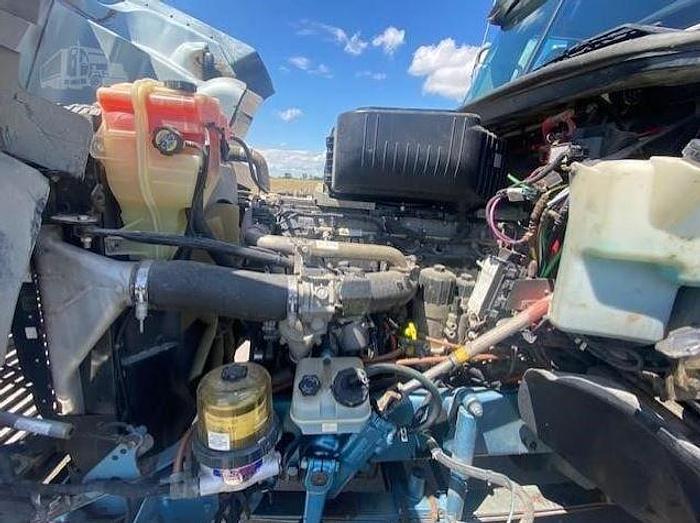 Used 2013 Freightliner Coronado 122 SD