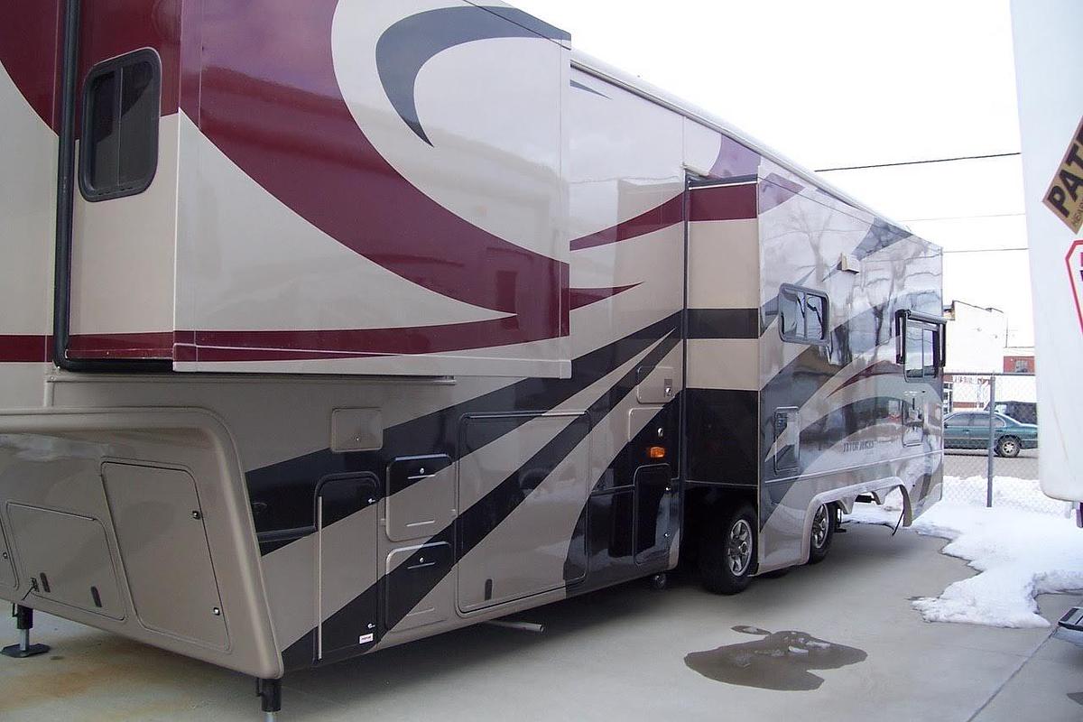 Used 2008 Teton Liberty XT3 Fifth Wheel