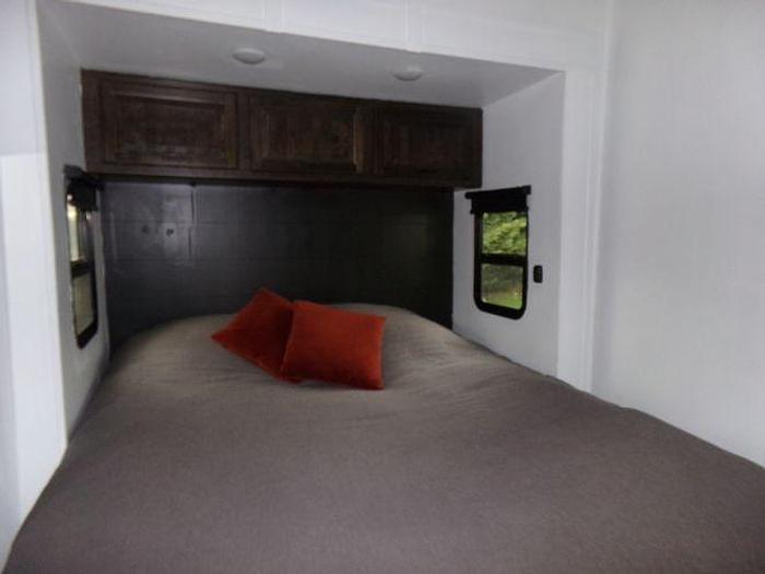 Used 2020 Heartland Elkridge 40FLFS