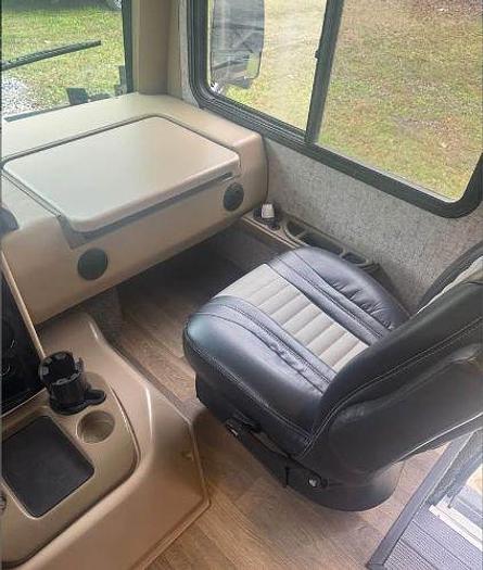 Used 2018 Thor Motor Coach Outlaw 37BG