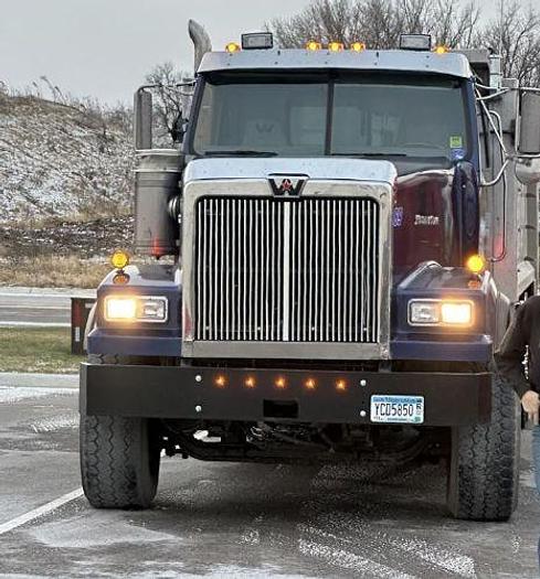 Used 2012 WESTERN STAR 4900