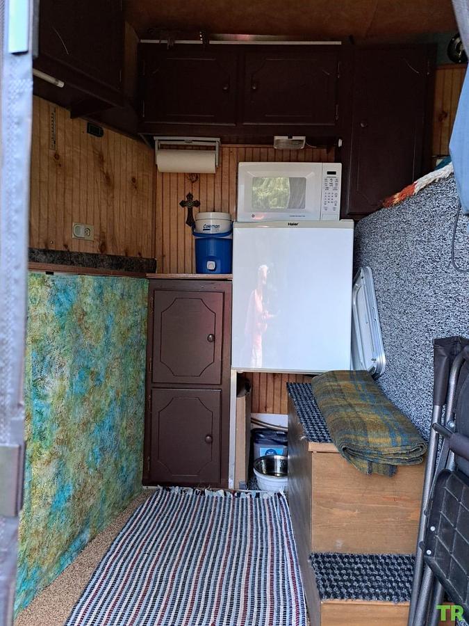 Used 1999 4 Star 2-Horse Trailer