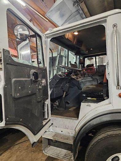 Used 2018 Mack MRU 613