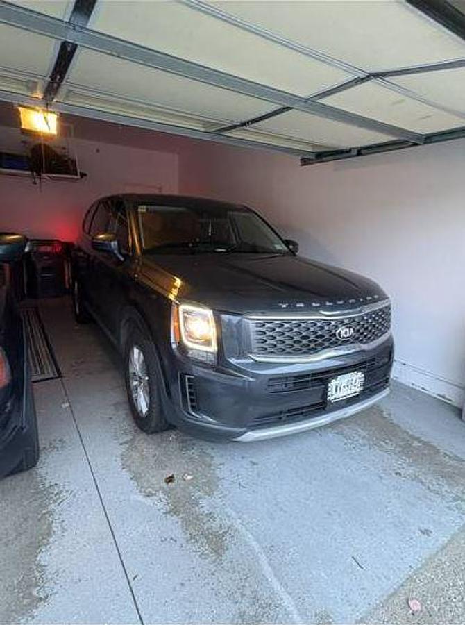 Used 2021 Kia Telluride LX