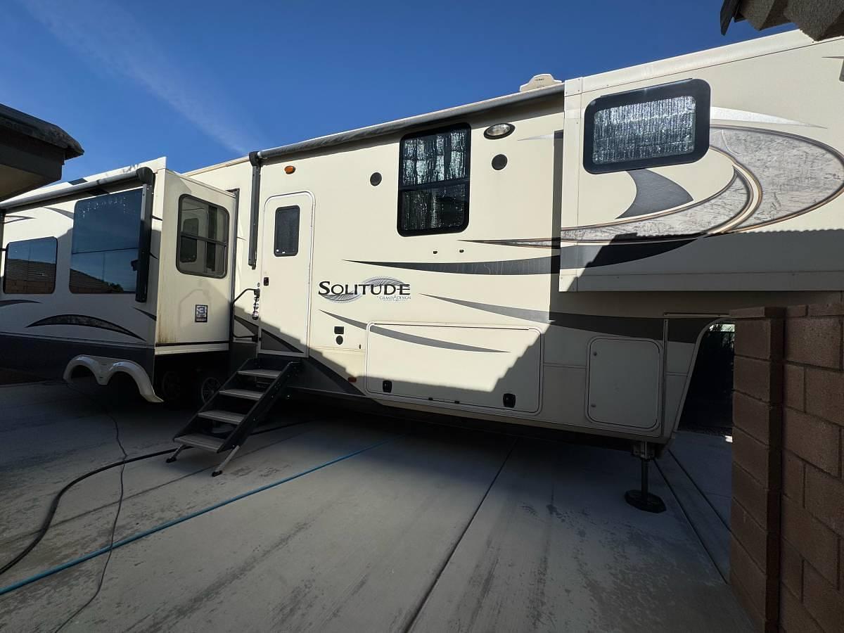 Used 2018 Grand Design Solitude ST384GK