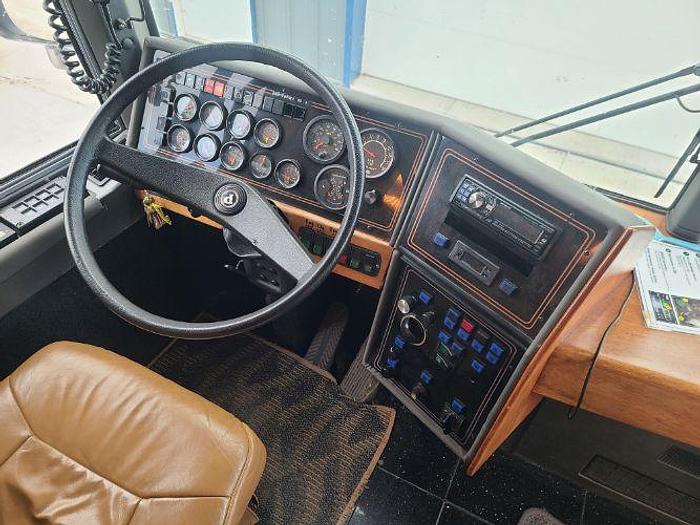 Used 1987 Prevost XL-40 Marathon