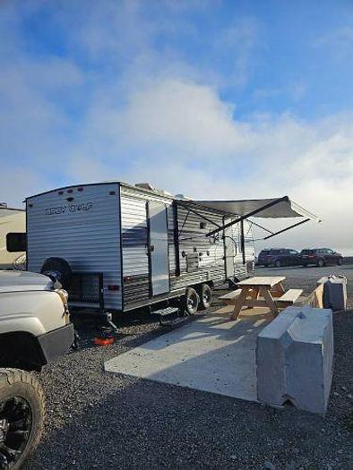 Used 2021 Forest River Cherokee Grey Wolf 23DBH Travel Trailer