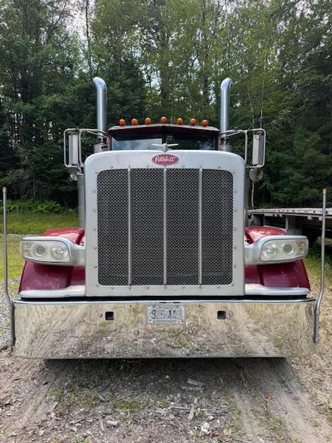 Used 2009 Peterbilt 389
