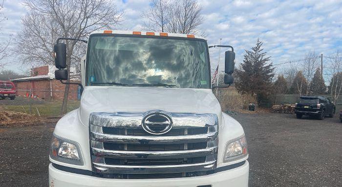Used 2018 Hino 258
