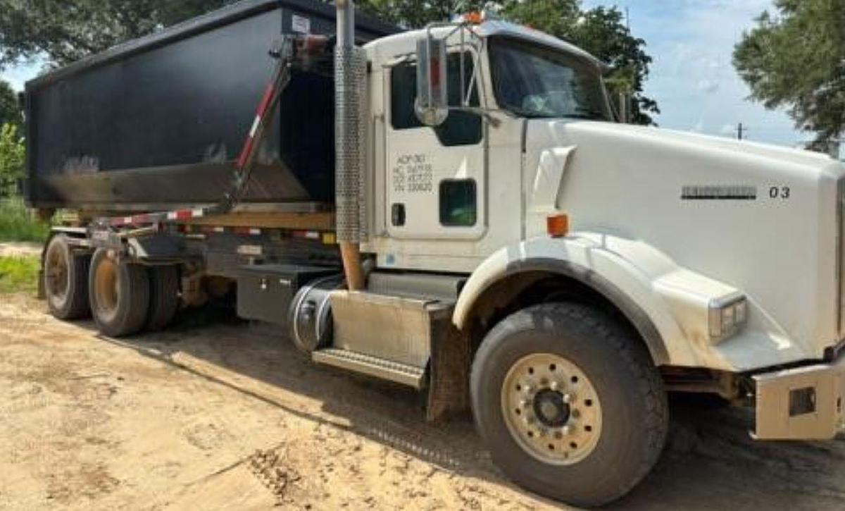 Used 2012 Kenworth T800 Roll off Garbage Truck