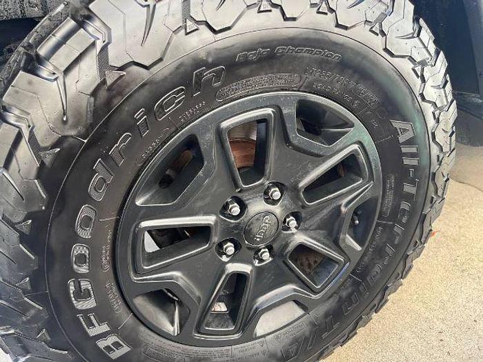 Used 2016 Jeep Wrangler Unlimited Sport