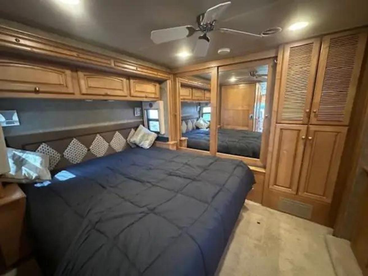 Used 2014 Winnebago Journey 34B Class A Motorhome