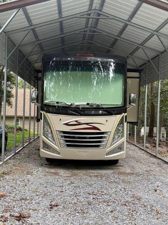 Used 2022 Thor Motor Coach Miramar 35.2 Class A Motorhome