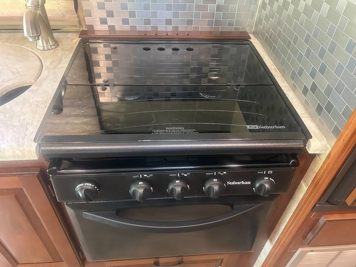 Used 2016 Forest River Sunseeker 2290S