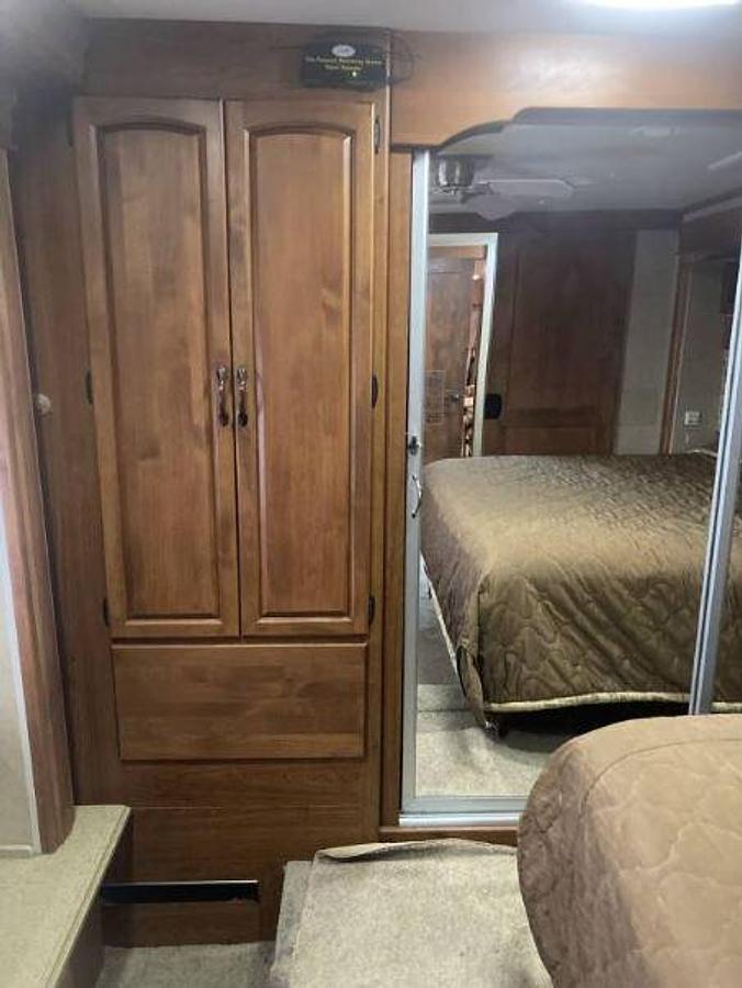 Used 2008 Holiday Rambler ENDEAVOR 40PDQ Class A Motorhome