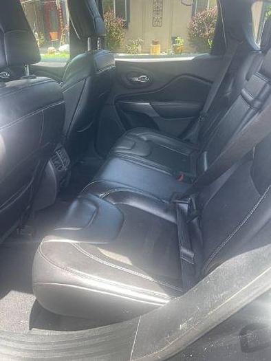 Used 2019 Jeep Cherokee Latitude Plus