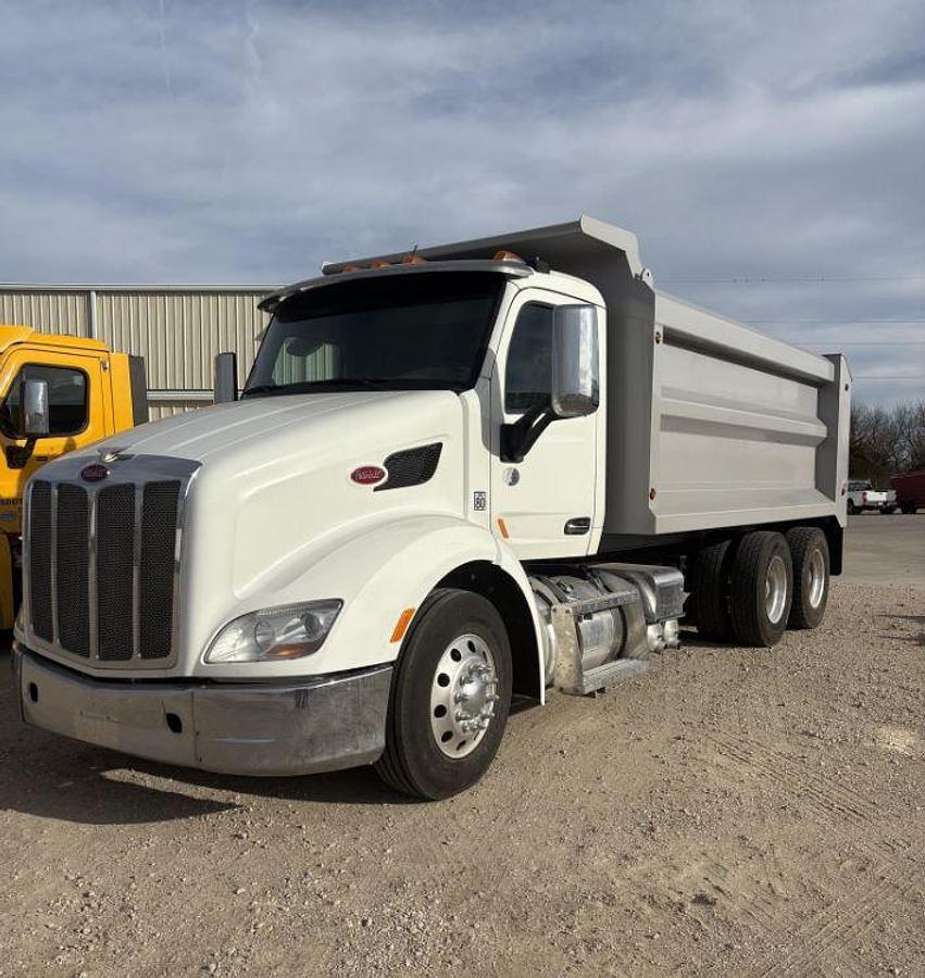 Used 2015 Peterbilt 579 Dump Truck
