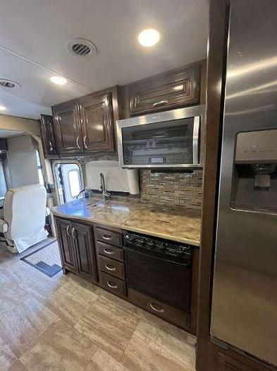 Used 2017 Thor Motor Coach Challenger 37LX