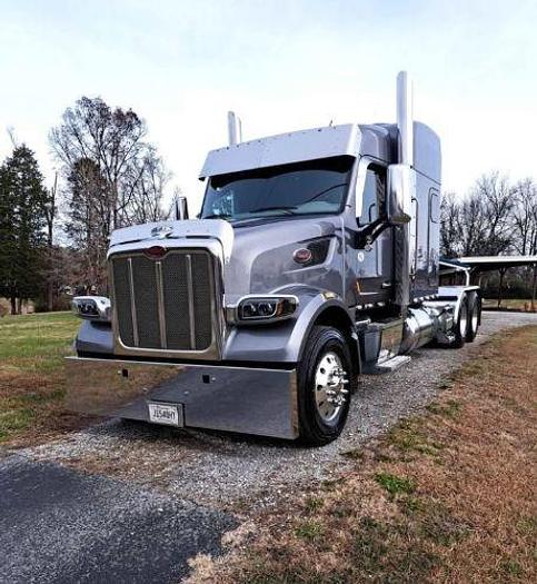 Used 2021 Peterbilt 567