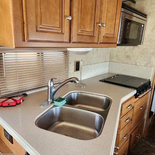 Used 2012 Winnebago SIGHTSEER 36V