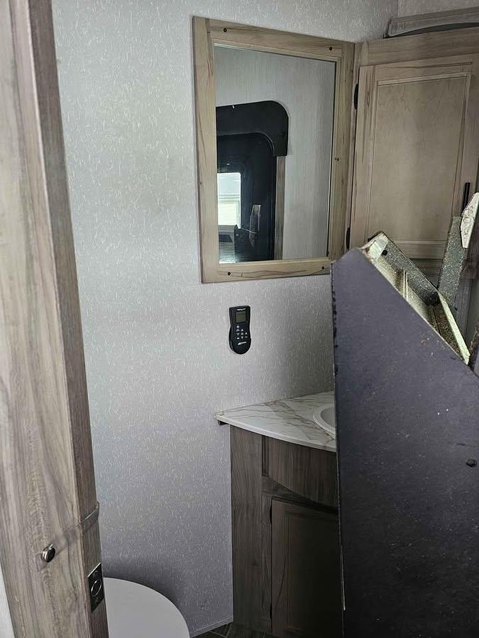 Used 2021 Forest River Artic Wolf 3770