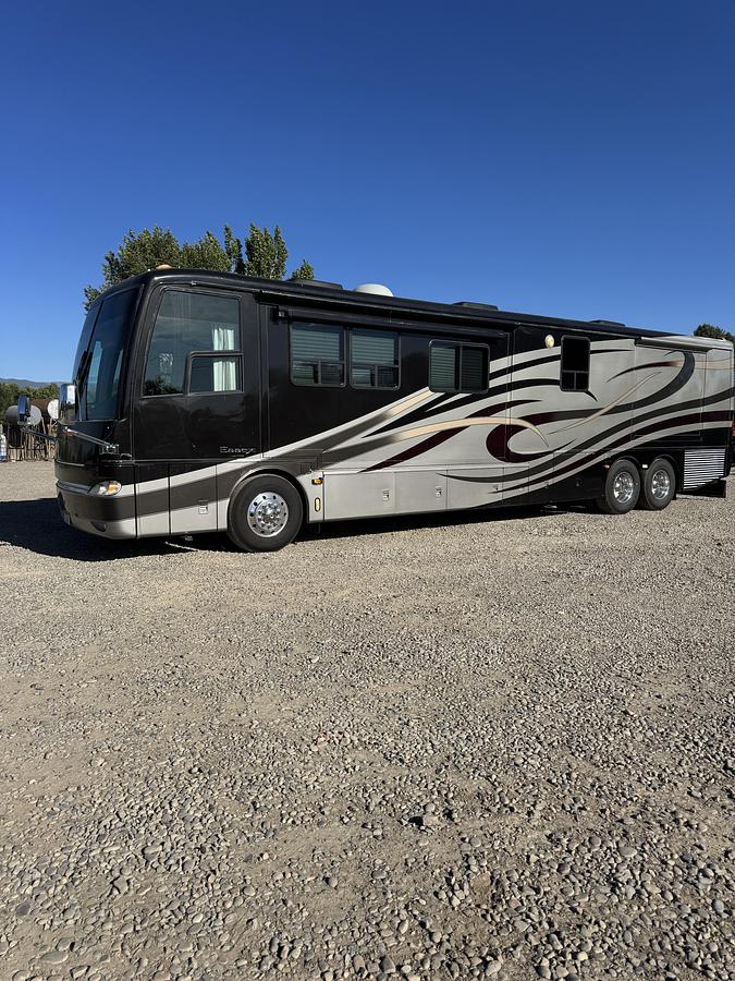 Used 2005 Newmar Essex 4505 Class A Motorhome