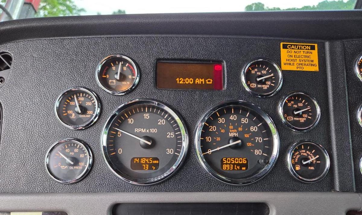 Used 2021 Peterbilt 389
