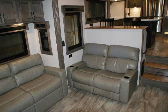 Used 2021 Forest River Riverstone Legacy 42FSKG