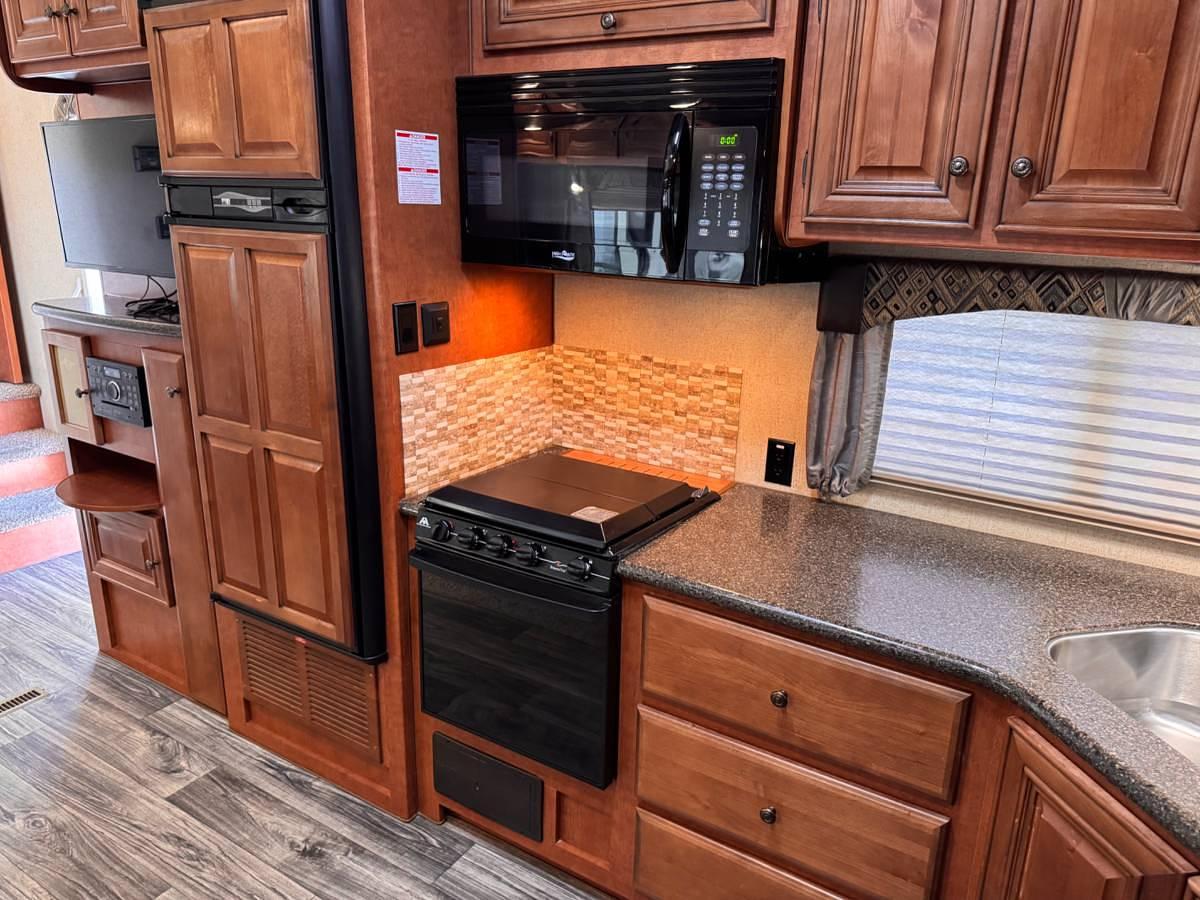 Used 2018 Northwood Arctic Fox 27.5