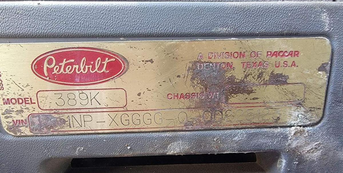 Used 2014 Peterbilt 389 Industrial Tank Truck