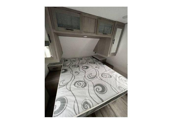 Used 2022 Coleman Lite 2515RL