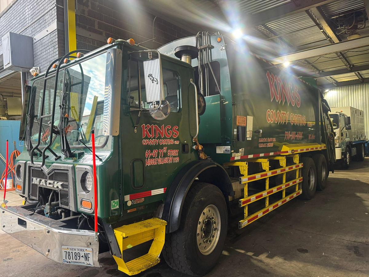 Used 2008 Mack MP7 Semi Truck | Heavy-Duty Performance | Excellent Condition | Ready to Work