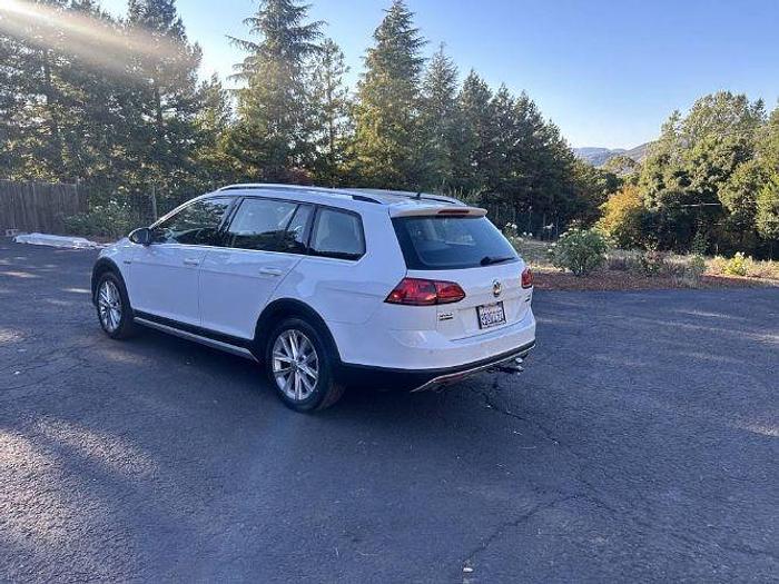 Used 2017 Volkswagen Golf Alltrack S