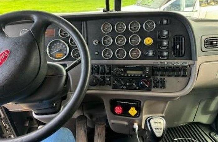 Used 2014 Peterbilt 388