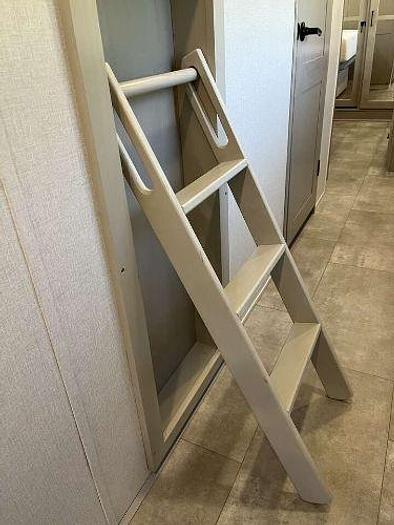 Used 2023 Palomino Columbus 379MB