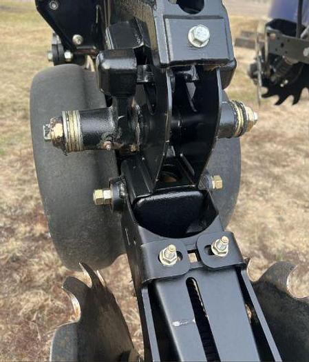 Used 2009 KINZE 3600 Planter