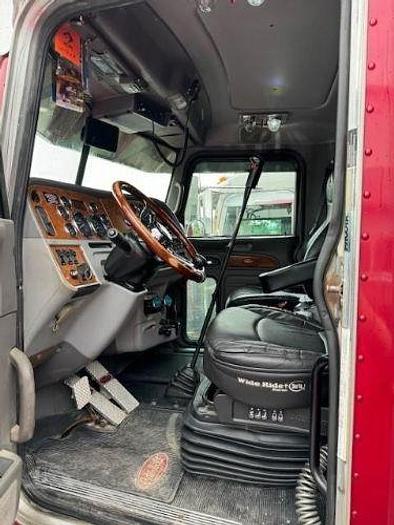 Used 2009 Peterbilt 388
