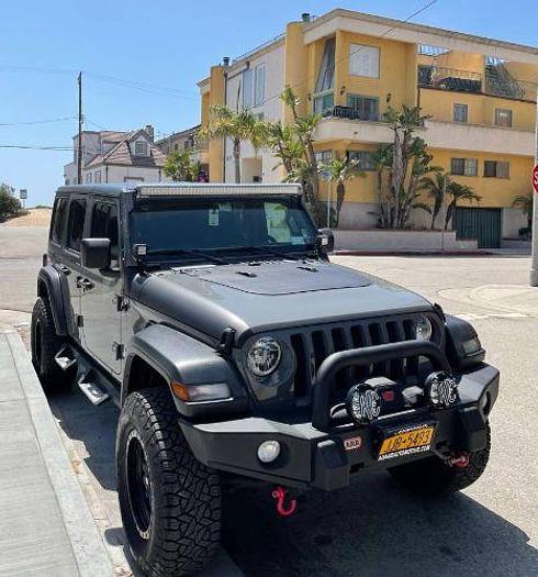 Used 2018 JEEP Wrangler Unlimited Sport