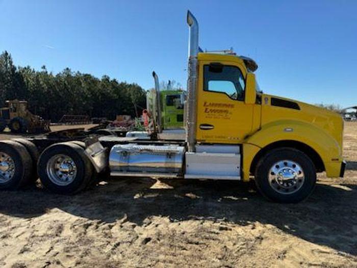 Used 2018 KENWORTH T880
