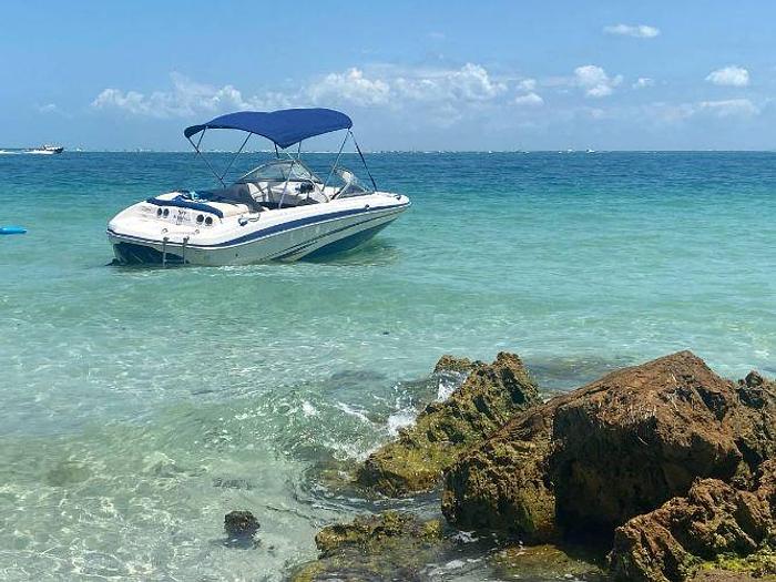 Used 2012 Tahoe Q5I Bow Rider