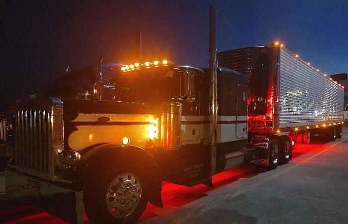 Used 2002 Peterbilt 379 EX