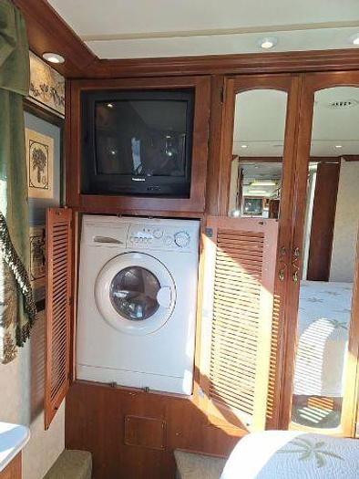 Used 2003 Fleetwood Excursion 39S