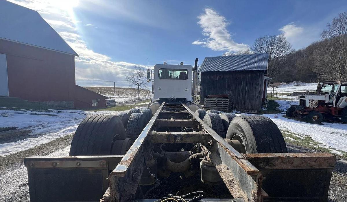 Used 2018 PETERBILT 389