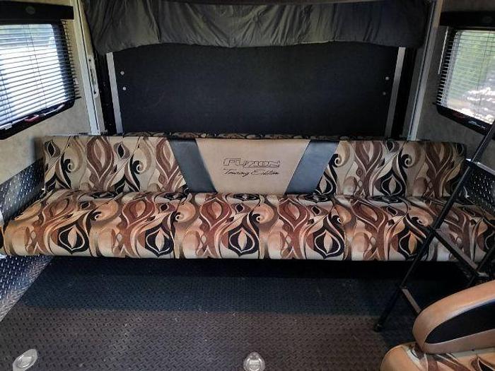 Used 2009 Keystone Fuzion 393