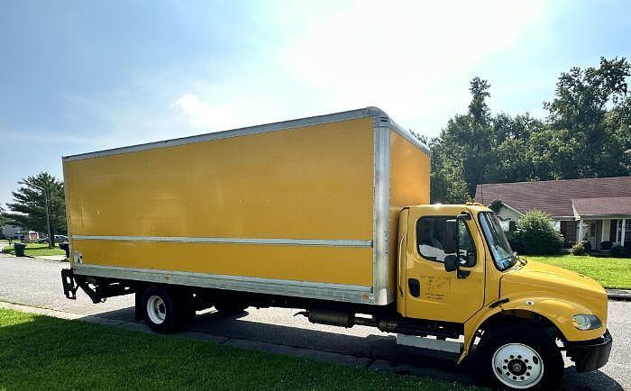 Used 2016 Freightliner BUSINESS CLASS M2 106